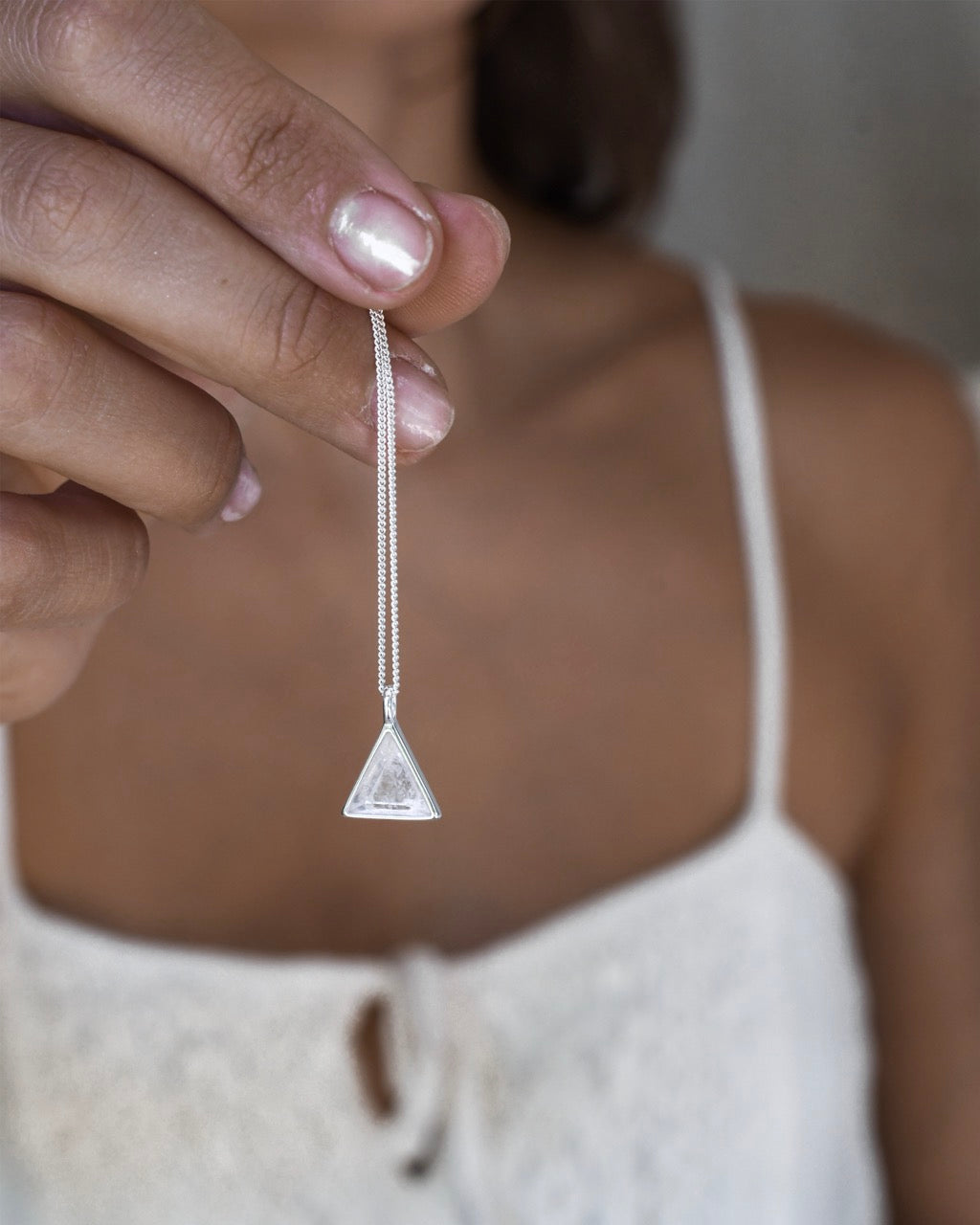 Collar Triángulo mini Cuarzo Cristal - silver